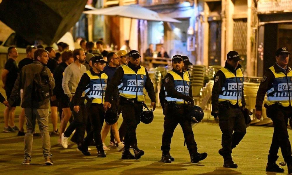 Ζυρίχη: Συγκρούσεις διαδηλωτών με την αστυνομία εν όψει του φόρουμ του Νταβός